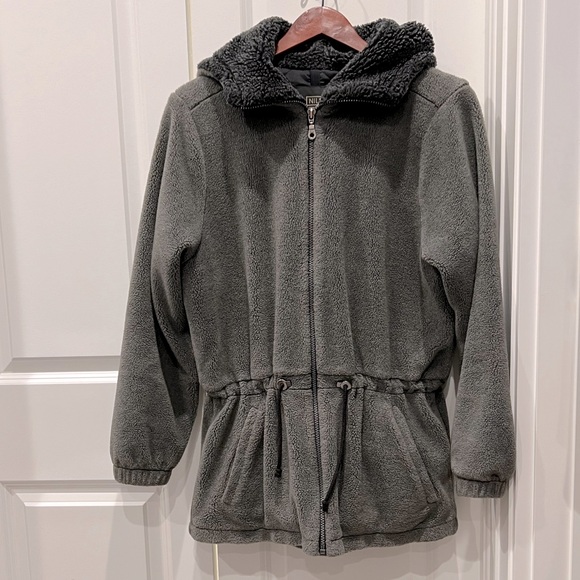 NILS Jackets & Blazers - Vintage Nils Sportswear fleece and sherpa jacket with quilted lining